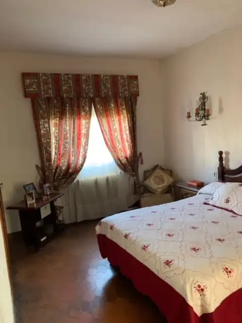 Habitación de Casa o chalet en venta en La Adrada  con Calefacción, Jardín privado y Trastero