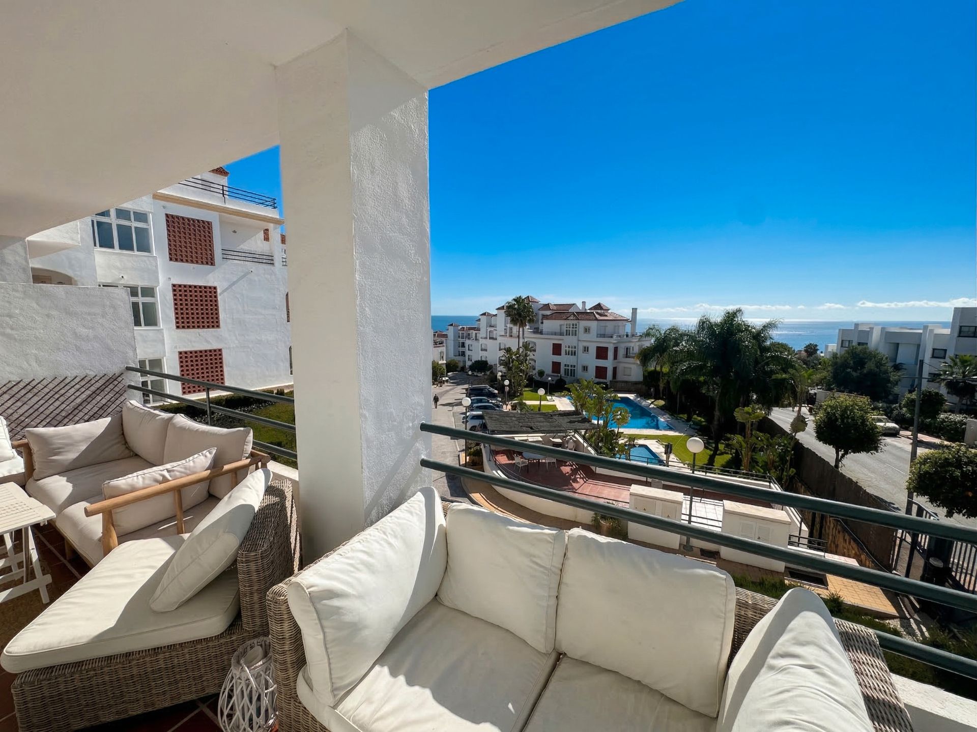 Vista exterior de Apartamento en venta en Manilva con Aire acondicionado, Calefacción y Terraza