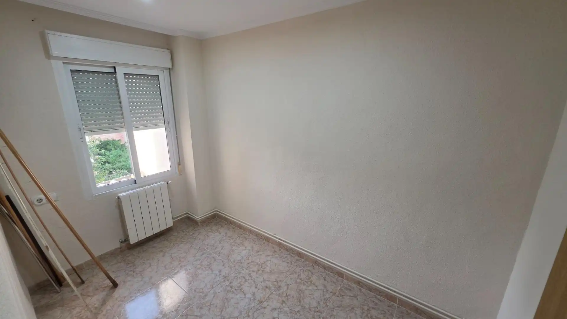 Schlafzimmer von Einfamilien-Reihenhaus zum Verkauf in Ontinyent mit Terrasse und Balkon