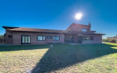 Exterior view of House or chalet for sale in Sant Julià de Ramis  with Air Conditioner, Private garden and Terrace