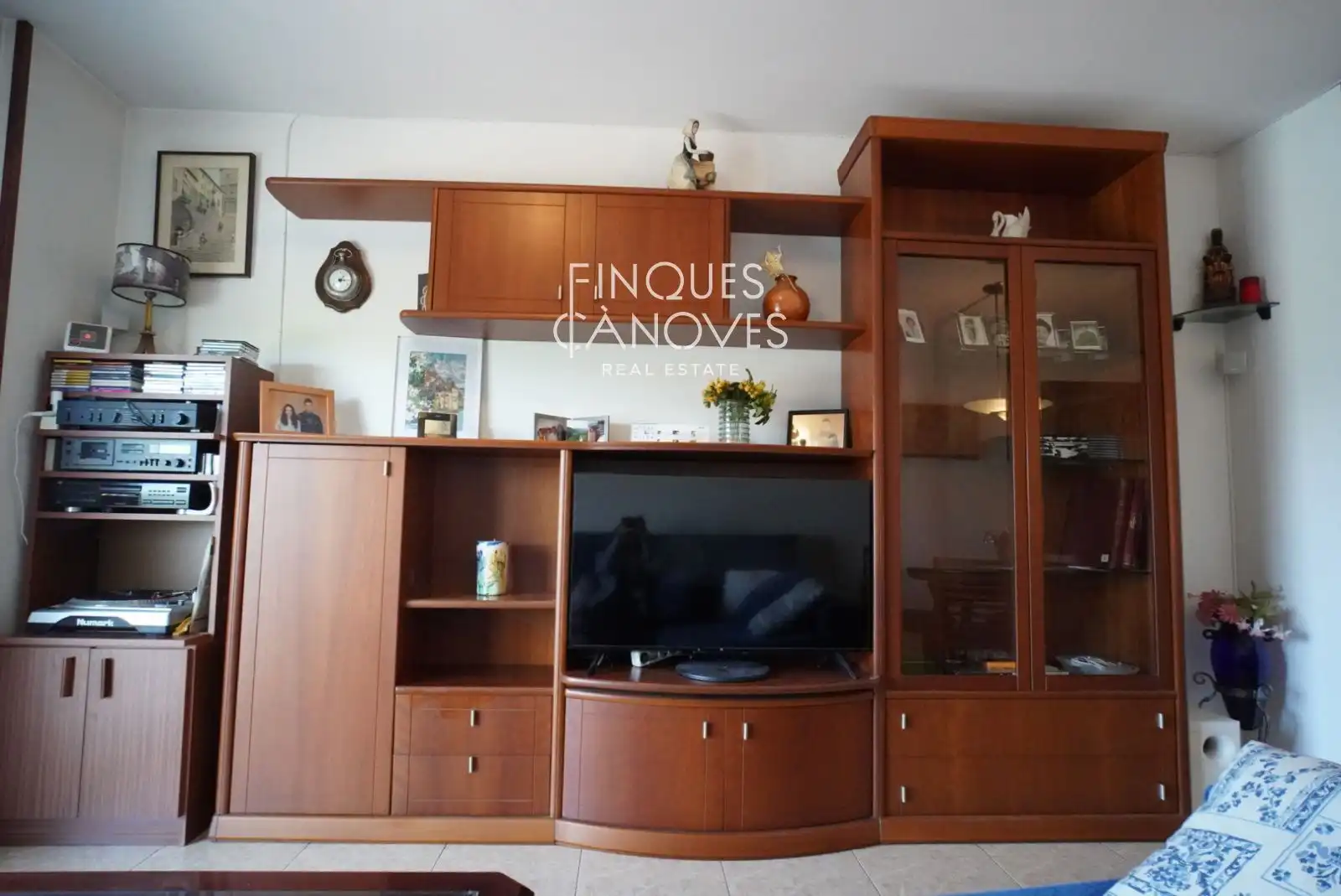 Living room of Flat for sale in Girona  with Heating, Terrace and Furnished