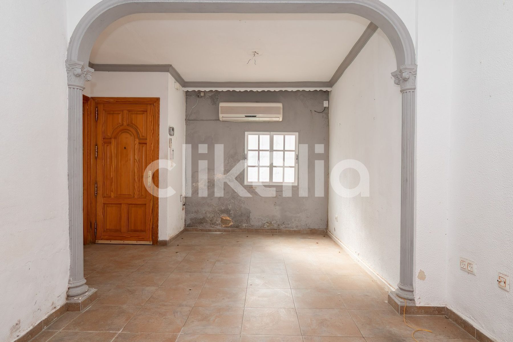 Casa o xalet en venda en La Línea de la Concepción amb Calefacció, Terrassa i Traster