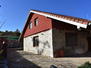 Casa in vendita a Valle de Valdebezana