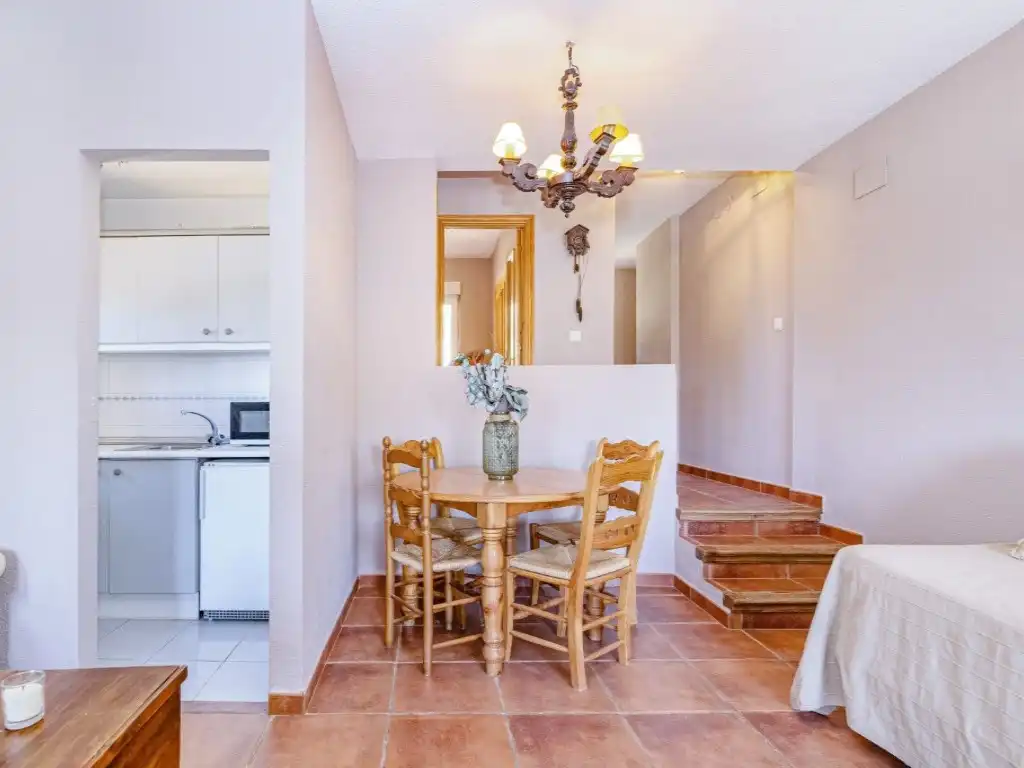 Menjador de Apartament en venda en Sierra Nevada amb Terrassa i Moblat