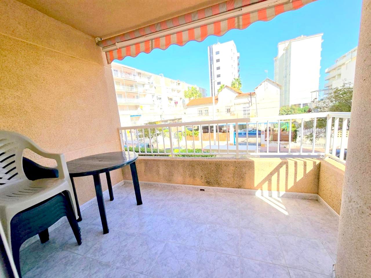 Terraza de Apartamento de alquiler en Gandia con Terraza, Amueblado y Piscina comunitaria
