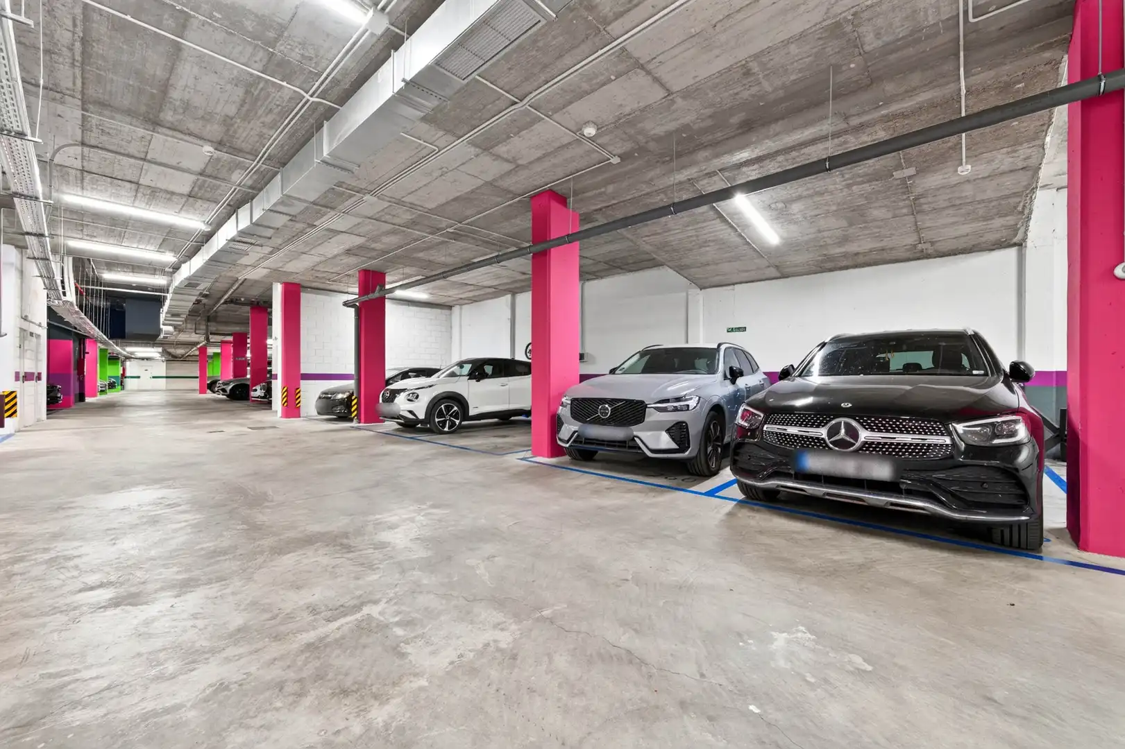 Parking de Apartamento en venta en Málaga con Aire acondicionado, Terraza y Piscina