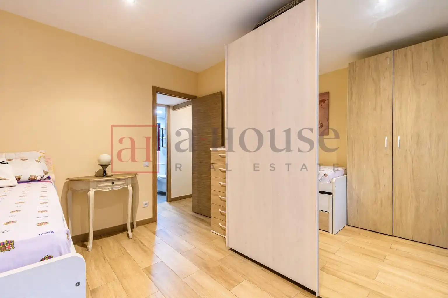 Appartamento con terrazza in vendita a Carrer del Comte d'Urgell, imagen 20