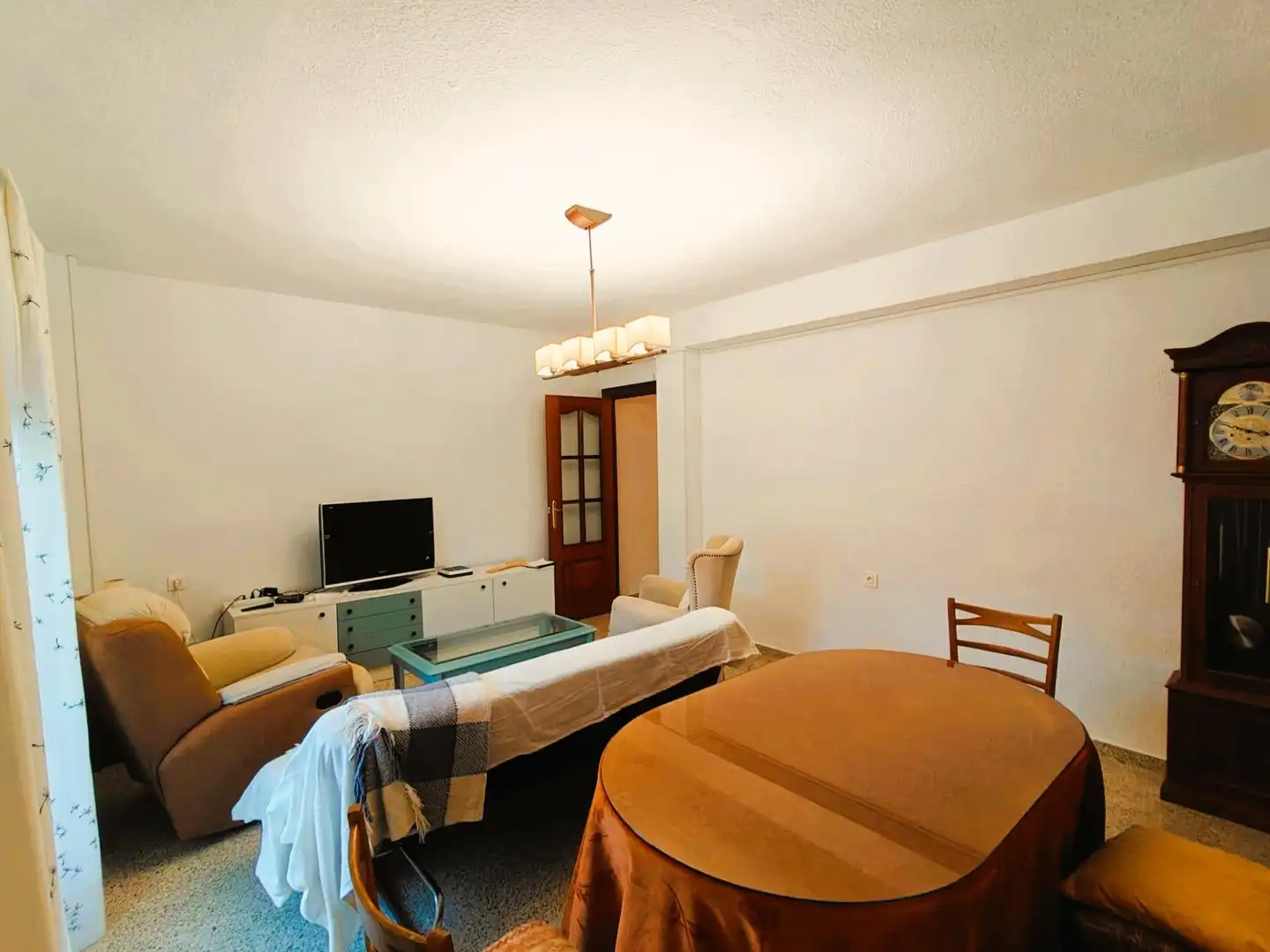 Room in Calle Dr, Pareja Yebenes, Plaza de Toros