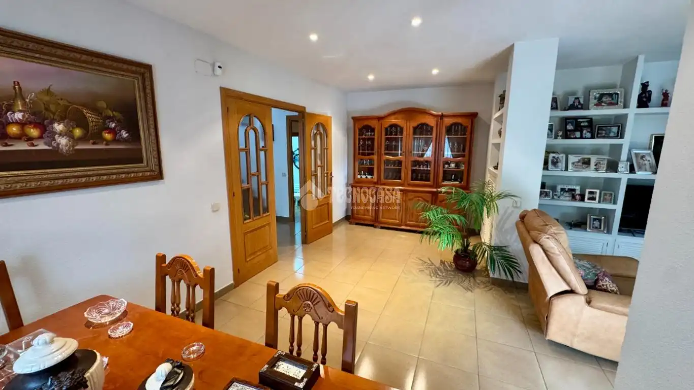 Casa pareada con piscina en venta en Iglesia - Estación, imagen 4