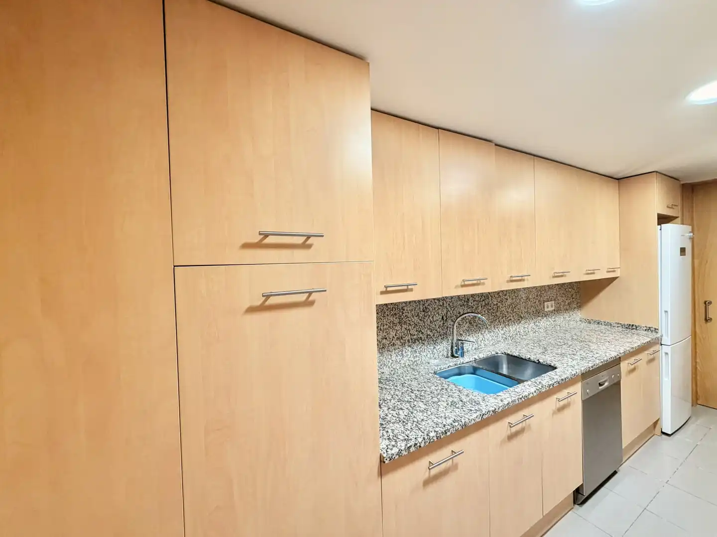 Cocina de Piso en venta en Figueres con Calefacción, Terraza y Horno