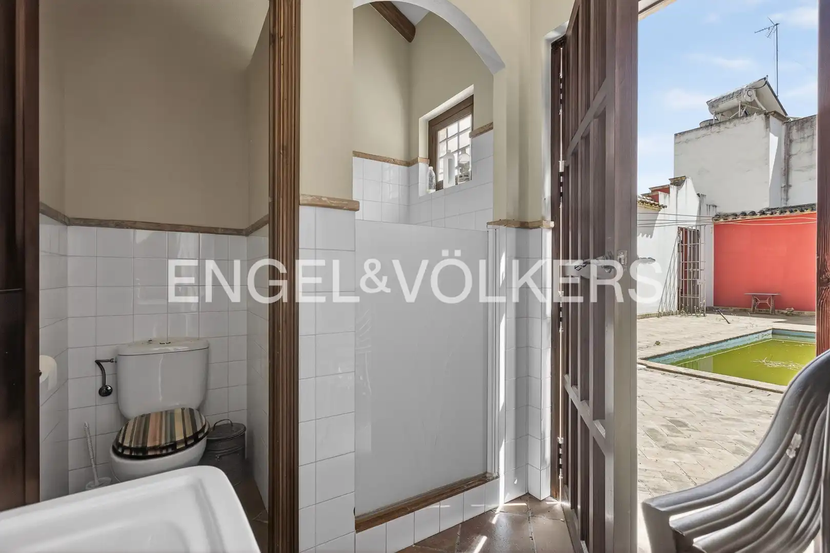 Baño de Casa o chalet en venta en Écija con Aire acondicionado, Calefacción y Jardín privado