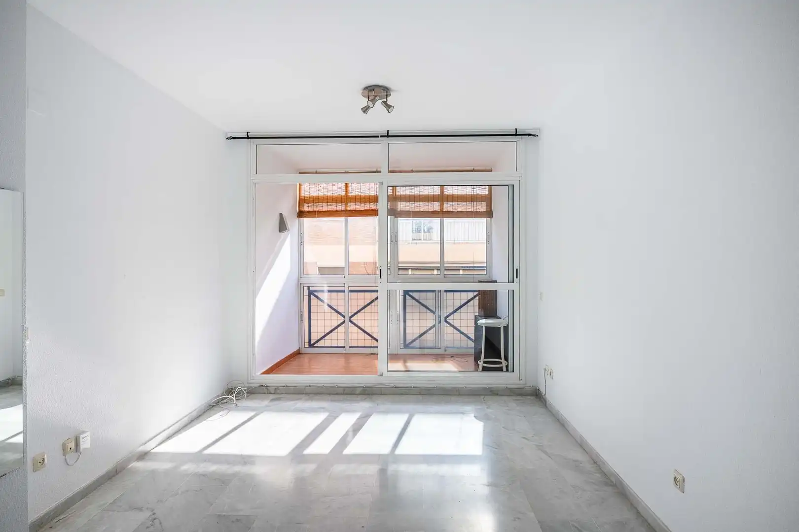 Piso en venta en Alcalá de Guadaira con Aire acondicionado, Terraza y Balcón