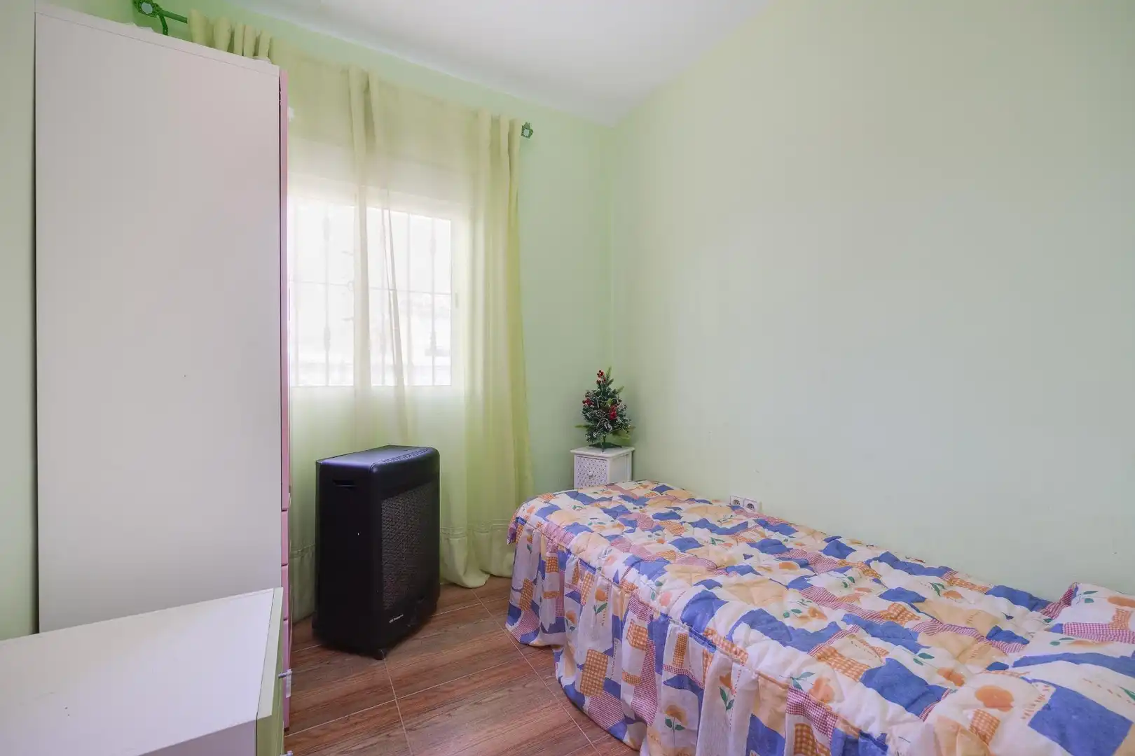 Habitación de Casa o chalet en venta en Torrevieja con Aire acondicionado, Jardín privado y Terraza