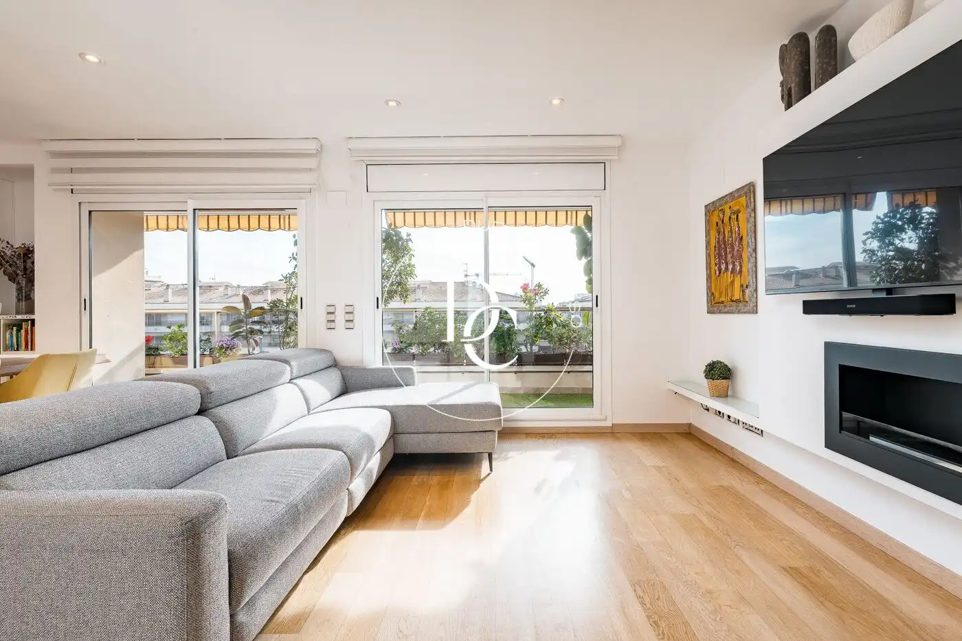 Sala de estar de Ático en venta en Vilanova i la Geltrú con Aire acondicionado, Calefacción y Trastero