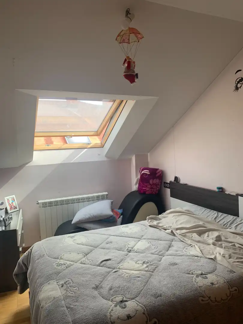 Habitación de Piso en venta en Moriscos con Calefacción, Terraza y Trastero