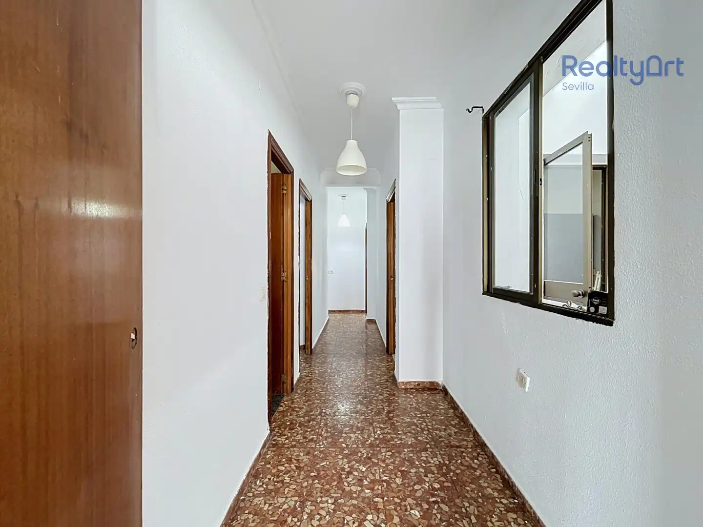 Flat for sale in Sevilla  with Balcony