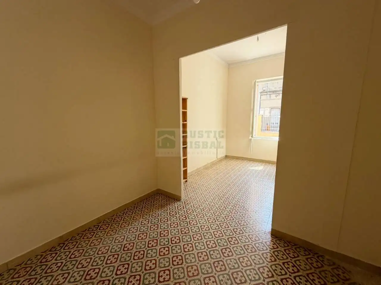 Habitación de Finca rústica en venta en Figueres con Aire acondicionado, Calefacción y Jardín privado