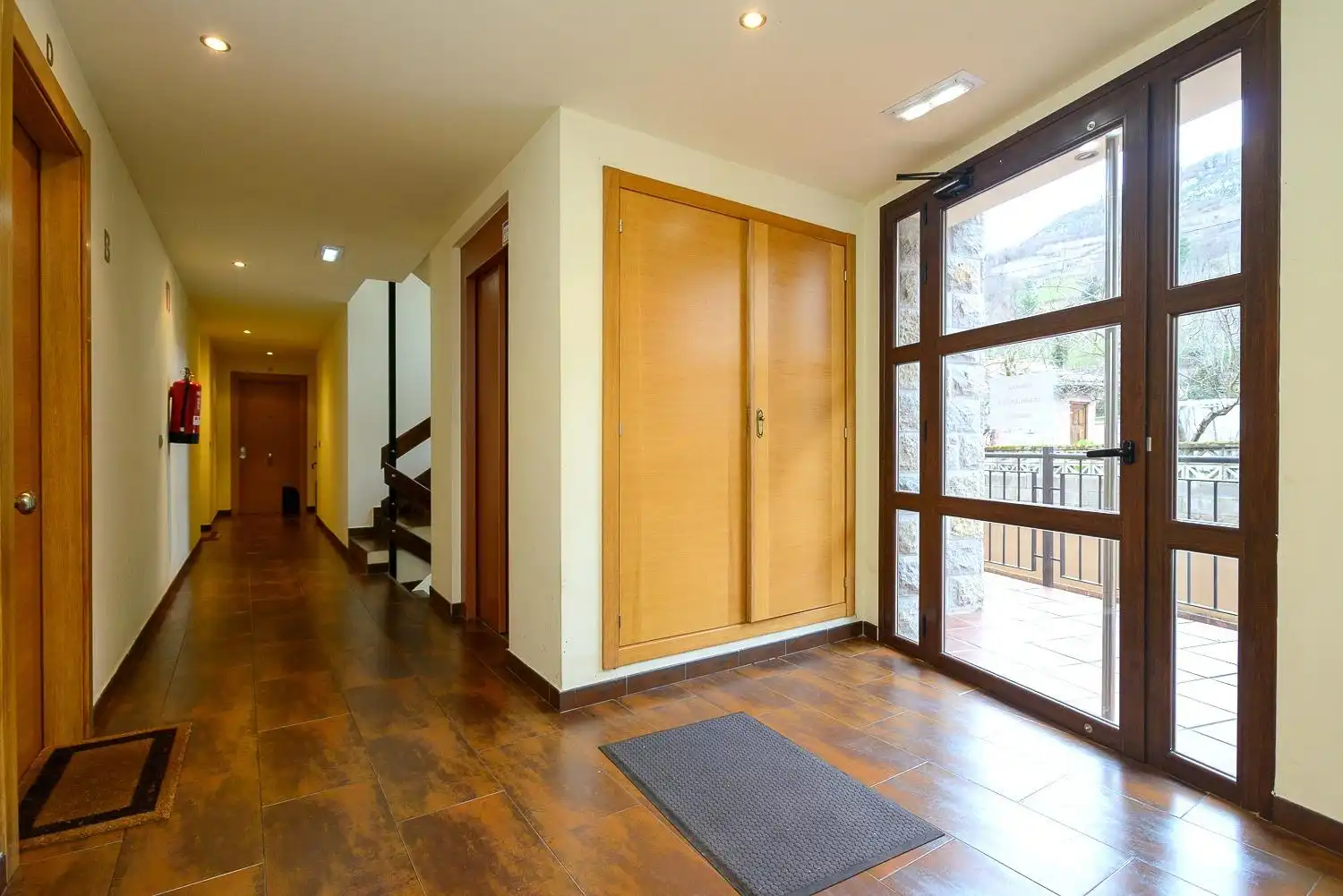 Piso en venta en Aller con Calefacción, Trastero y Amueblado