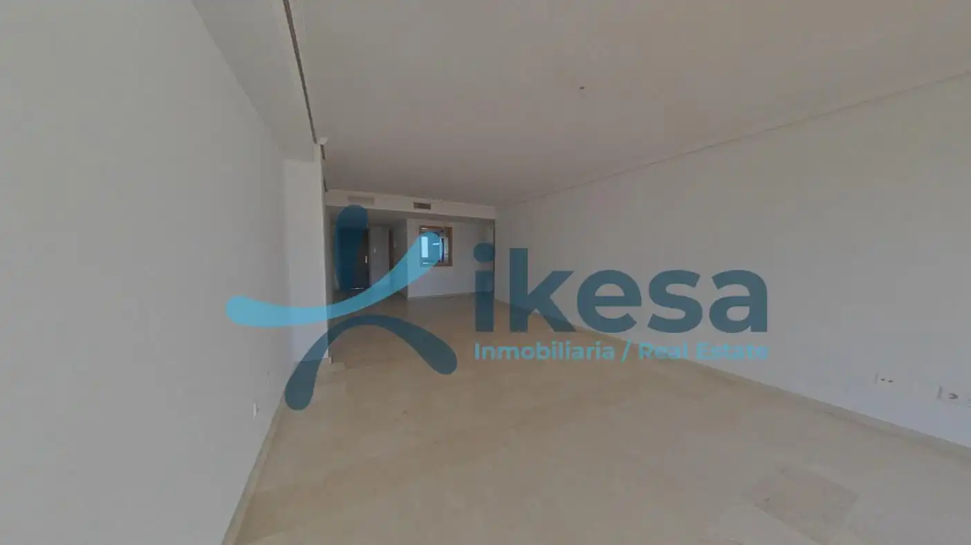 Flat with pool for sale in San Pedro de Alcántara, imagen 6