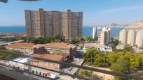 Vista exterior de Àtic en venda en Alicante / Alacant amb Terrassa, Forn i Piscina comunitària