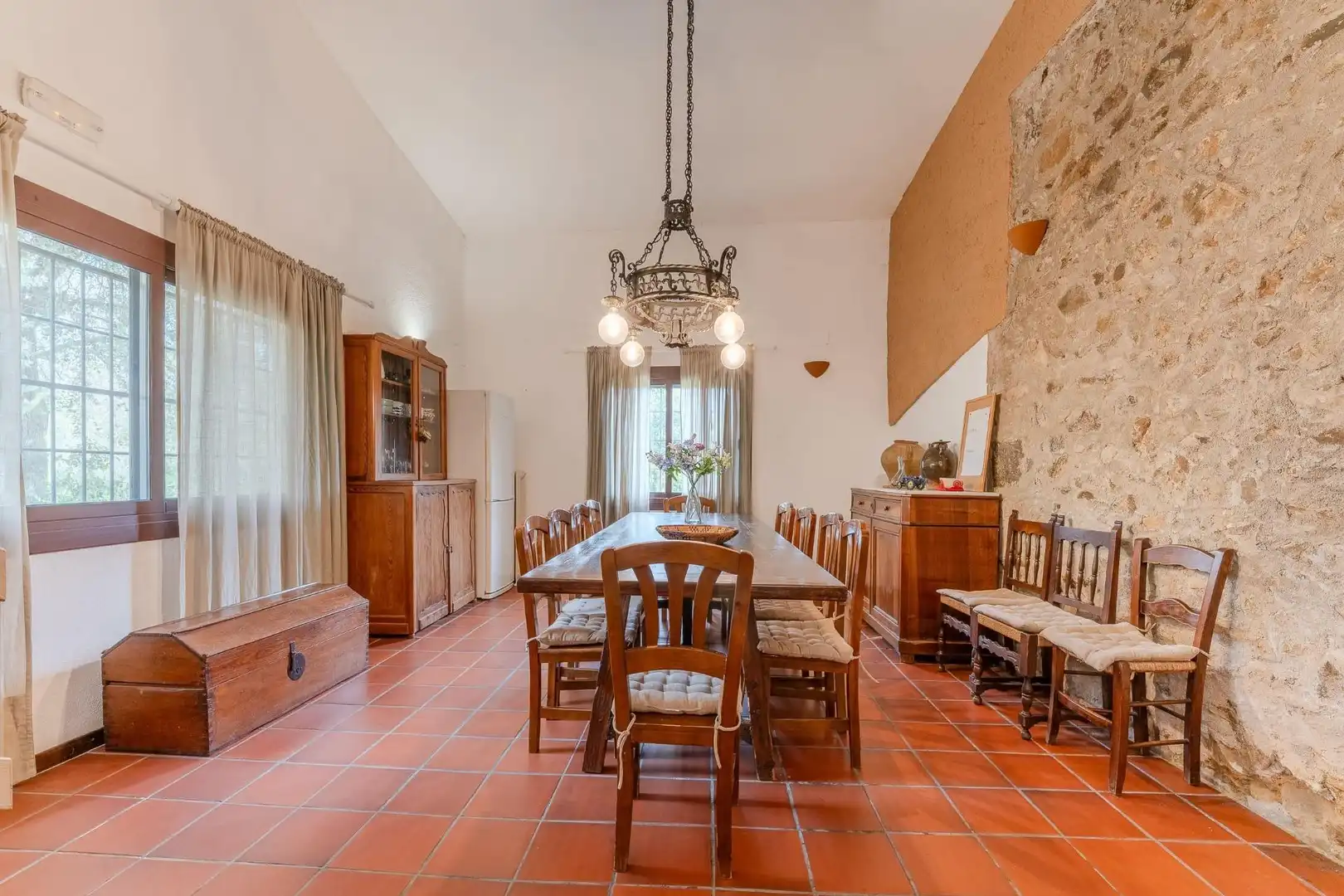 Comedor de Finca rústica en venta en Bescanó con Calefacción, Jardín privado y Trastero