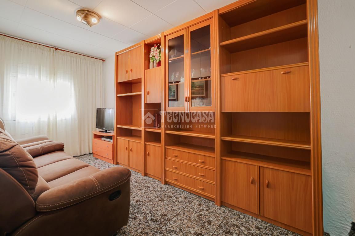 Living room of Flat for sale in Badalona