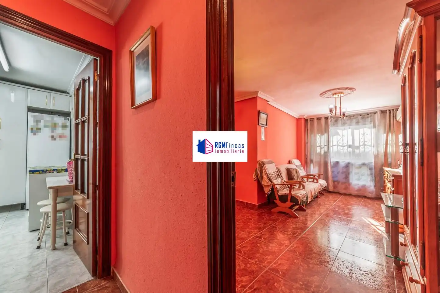 Flat for sale in Sevilla  with Air Conditioner and Storage room