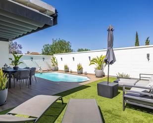 Terrace of House or chalet for sale in Alcalá de Guadaira  with Air Conditioner, Heating and Private garden