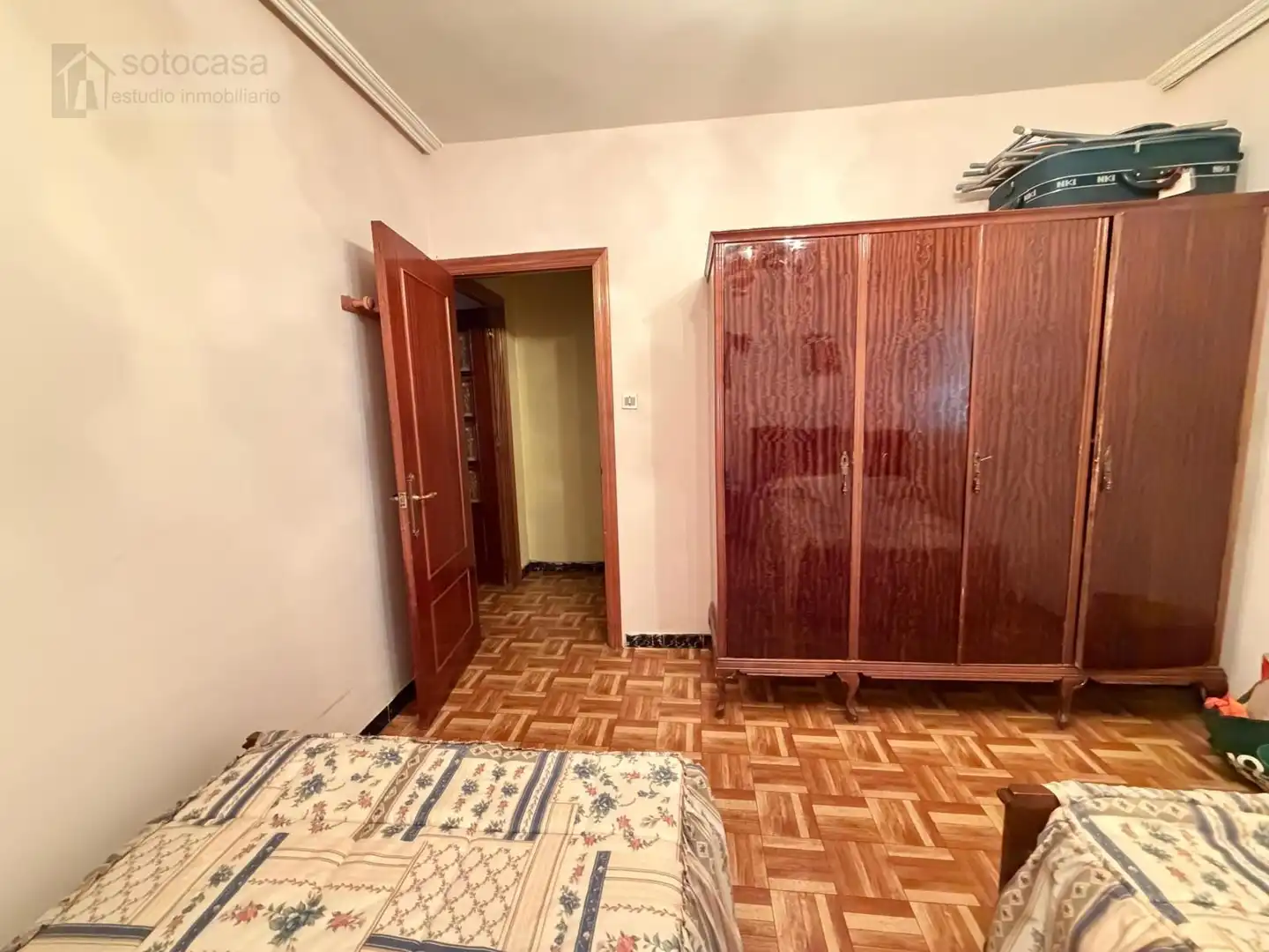 Dormitori de Pis en venda en Valladolid amb Moblat