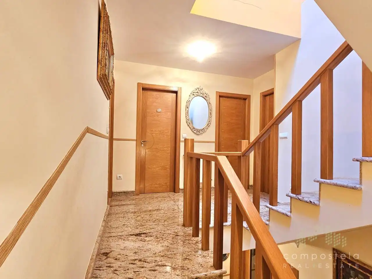 Casa adosada en venta en Lugar de Codesedas, Parroquias de Santiago