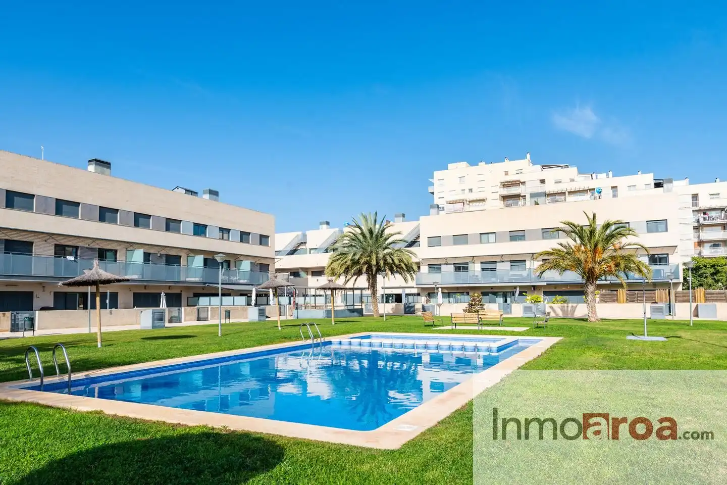 Swimming pool of Houses for sale in La Pobla de Farnals  with Terrace, Furnished and Community pool