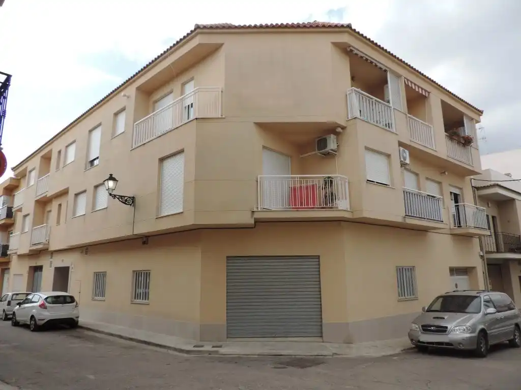 Exterior view of Flat for sale in Llombai