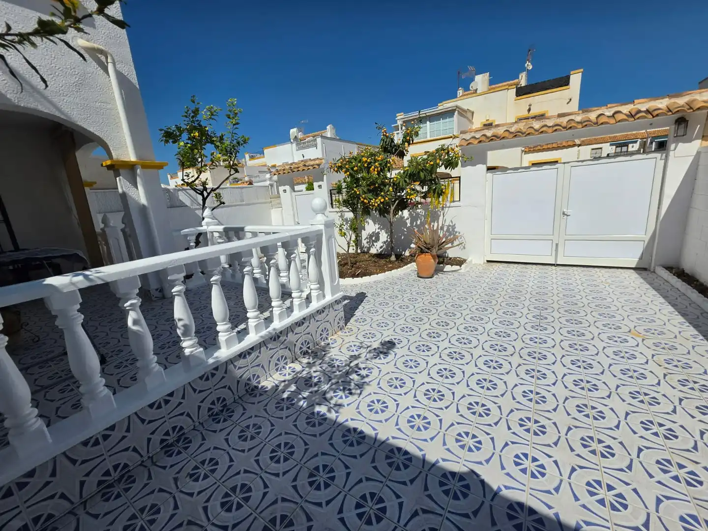 Terraza de Casa adosada en venta en Torrevieja con Amueblado