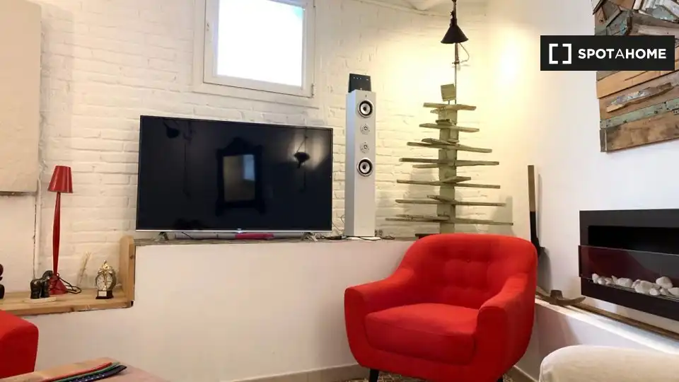 Sala de estar de Piso de alquiler en  Barcelona Capital con Aire acondicionado, Calefacción y Amueblado