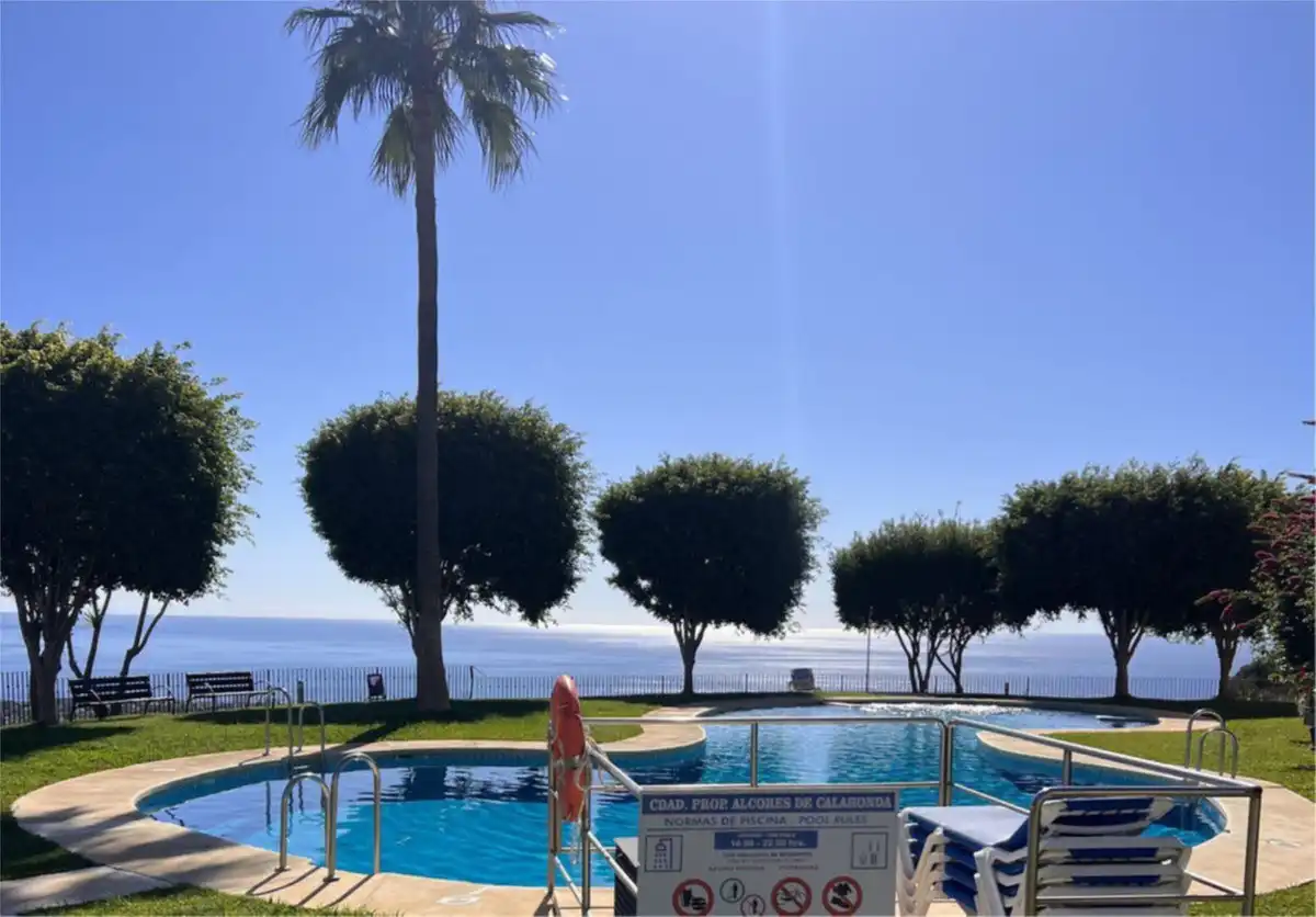Piscina de Dúplex en venta en Mijas con Terraza y Piscina comunitaria
