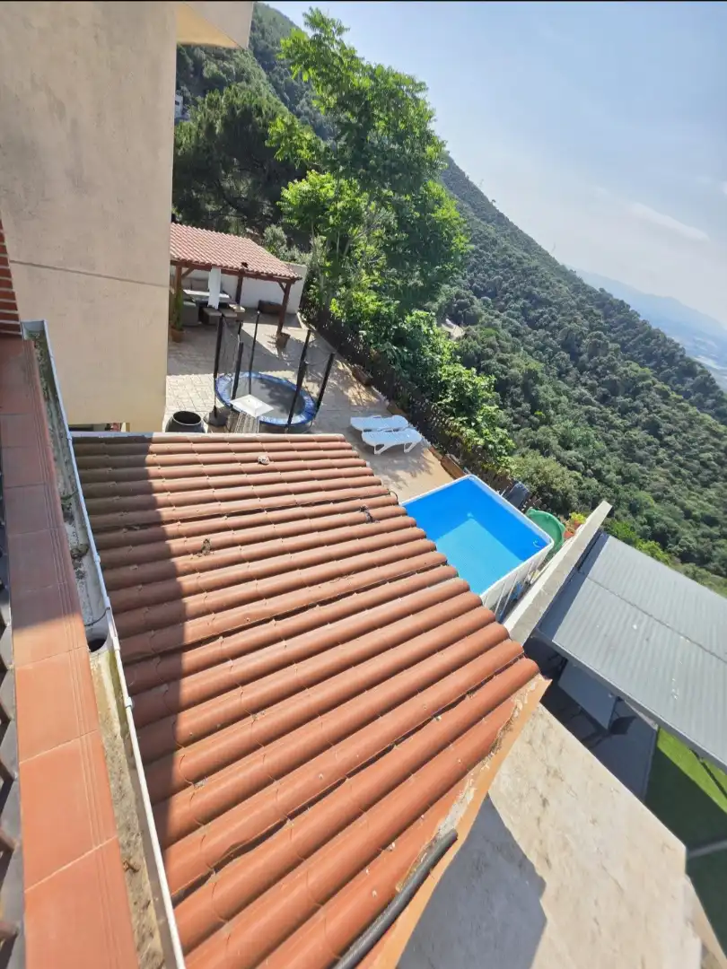 Schwimmbecken von Haus oder Chalet zum Verkauf in Sant Fost de Campsentelles mit Heizung, Privatgarten und Abstellraum