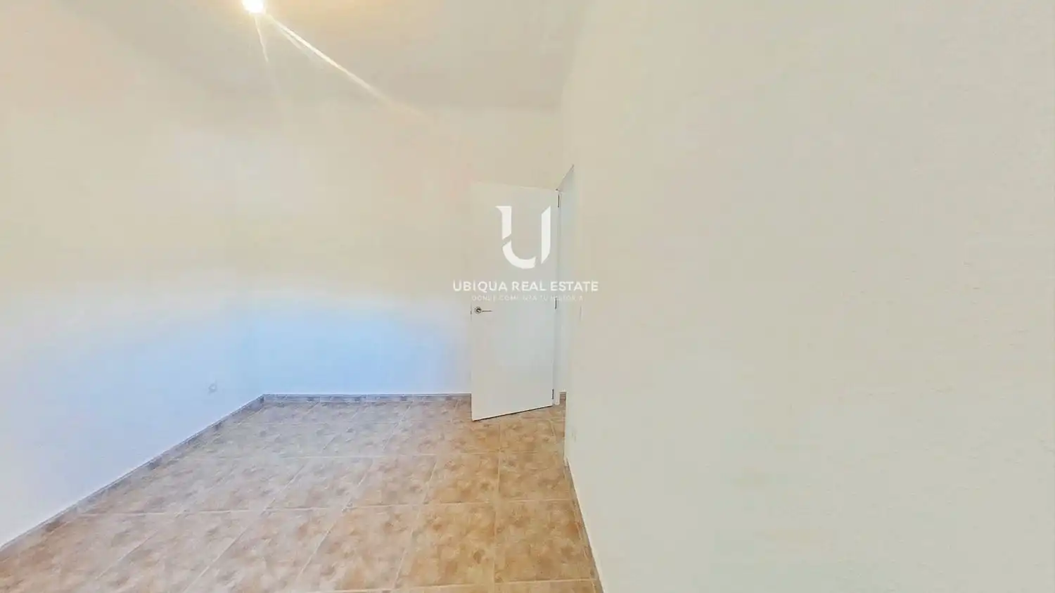 Habitación de Piso en venta en Barcelona con Terraza y Balcón