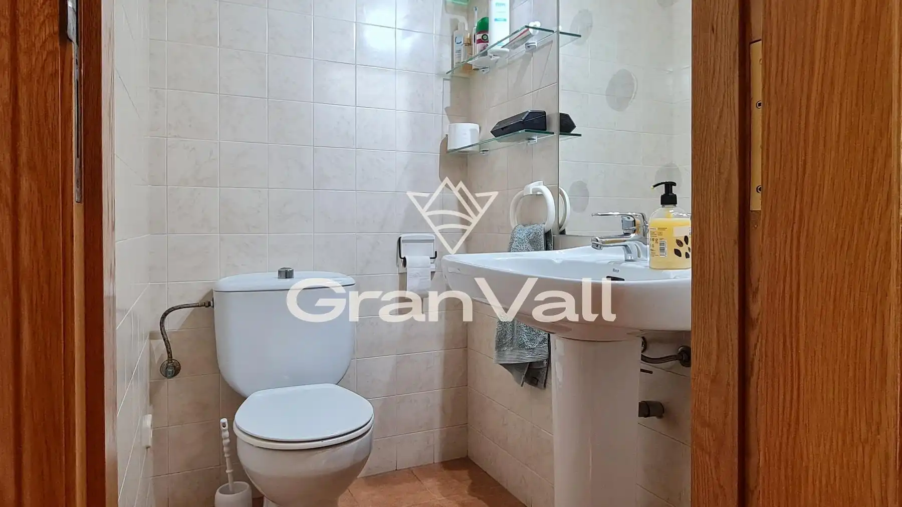 Baño de Casa o chalet en venta en Puigcerdà con Calefacción, Jardín privado y Terraza