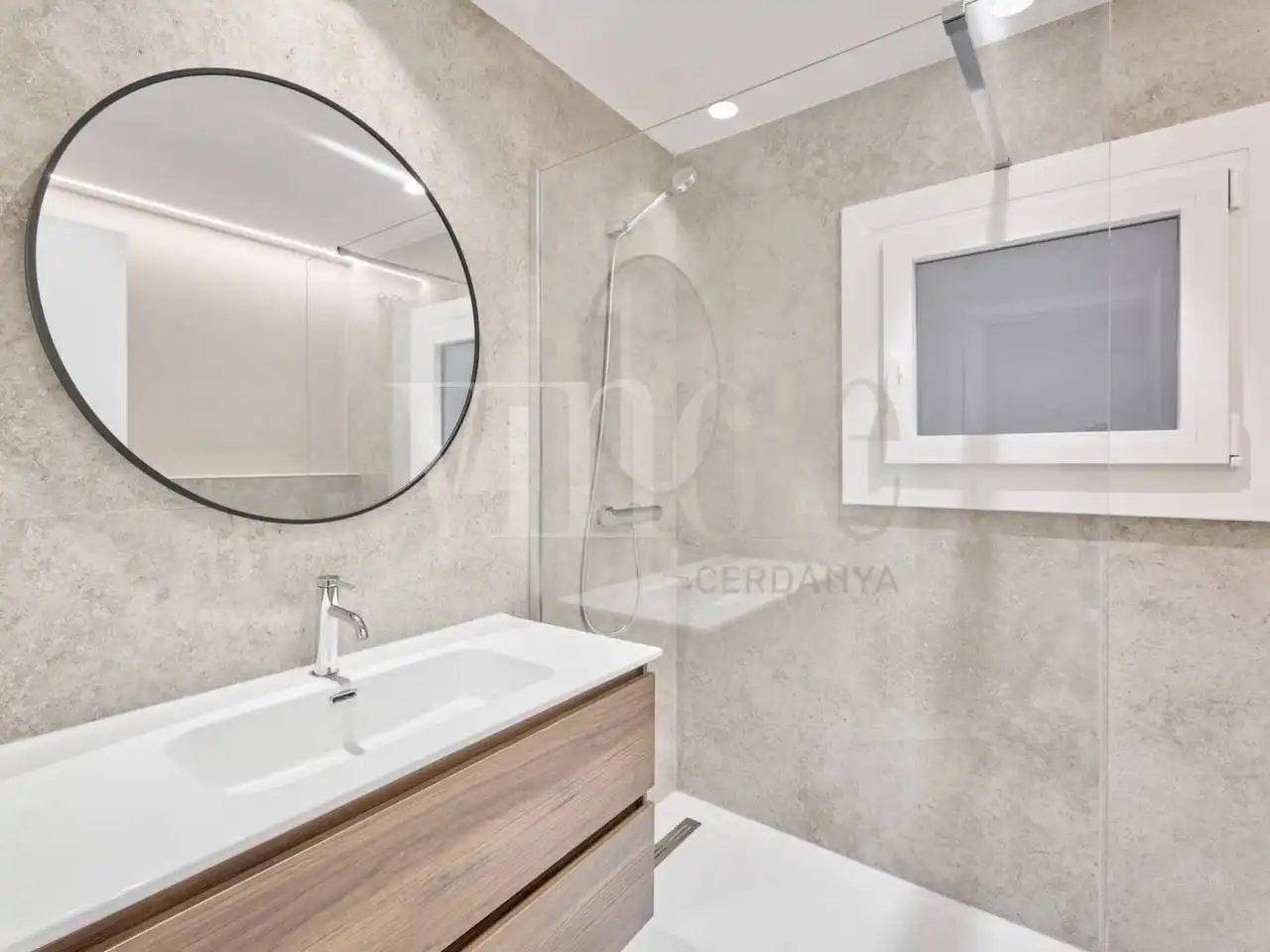 Bany de Apartament en venda en Puigcerdà amb Calefacció i Parquet