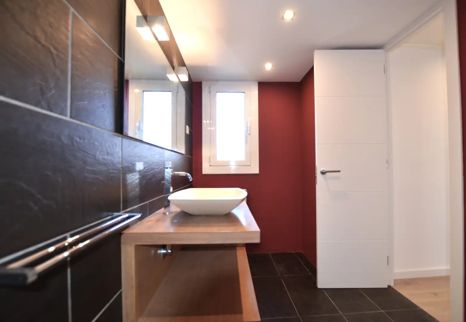 Baño de Piso en venta en Montgat con Calefacción, Parquet y Horno