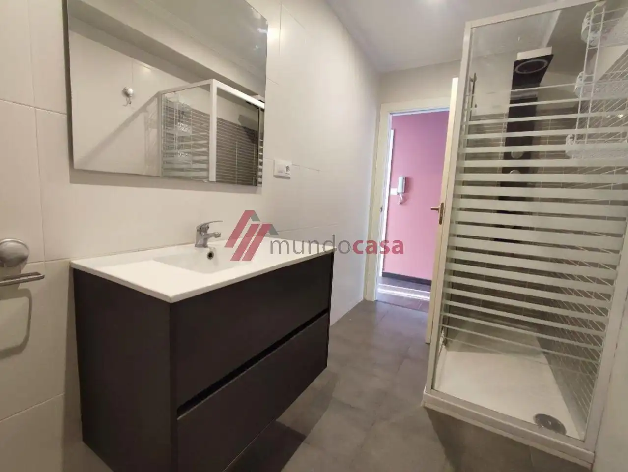 Bathroom of Flat for rent in Ferrol  with Furnished