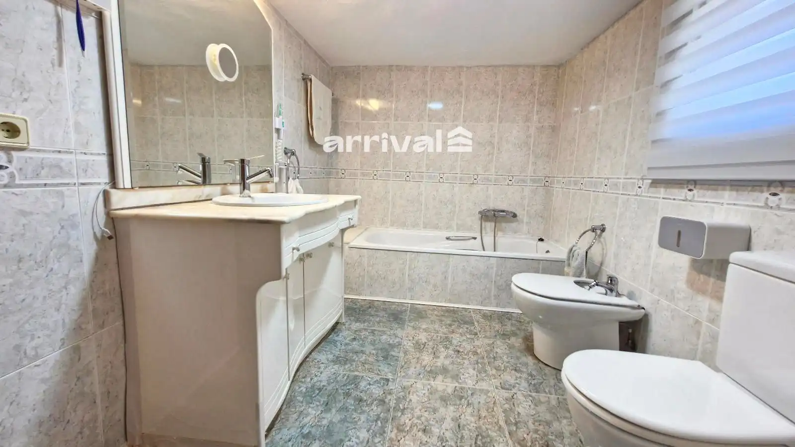 Baño de Casa o chalet en venta en Paterna con Aire acondicionado, Jardín privado y Terraza