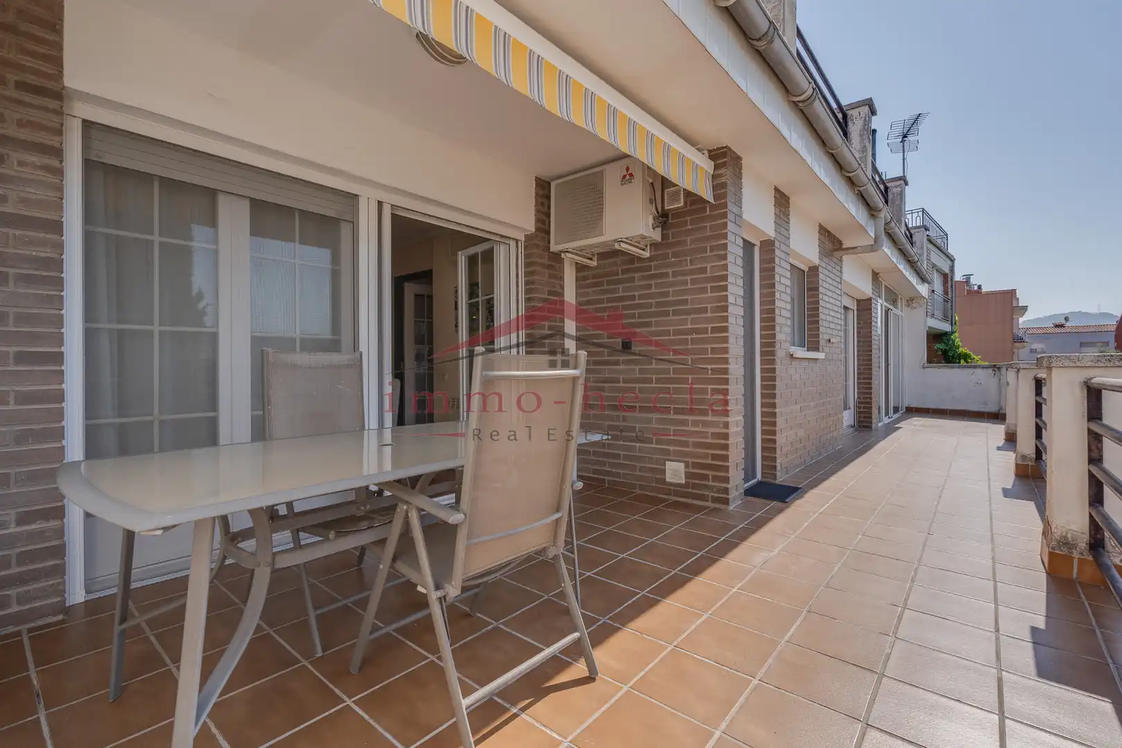 Terrassa de Casa adosada en venda en Vilanova del Camí amb Calefacció, Terrassa i Piscina