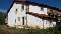 Exterior view of Single-family semi-detached for sale in Santiurde de Reinosa