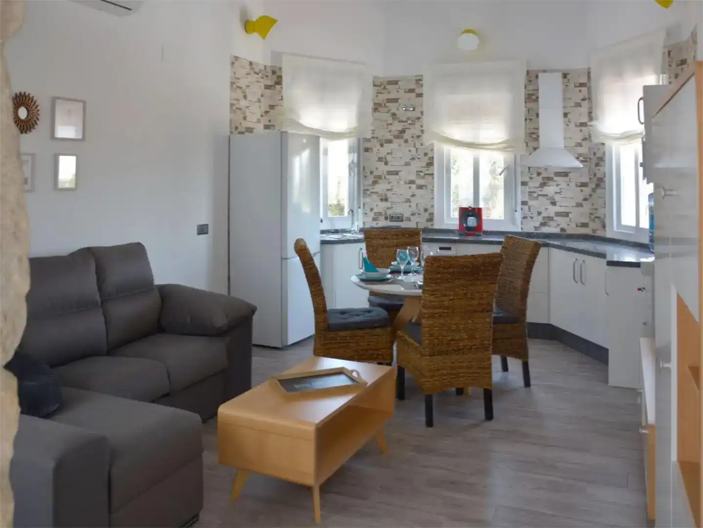 Wohnzimmer von Wohnung zur Miete in Norte-Sierra