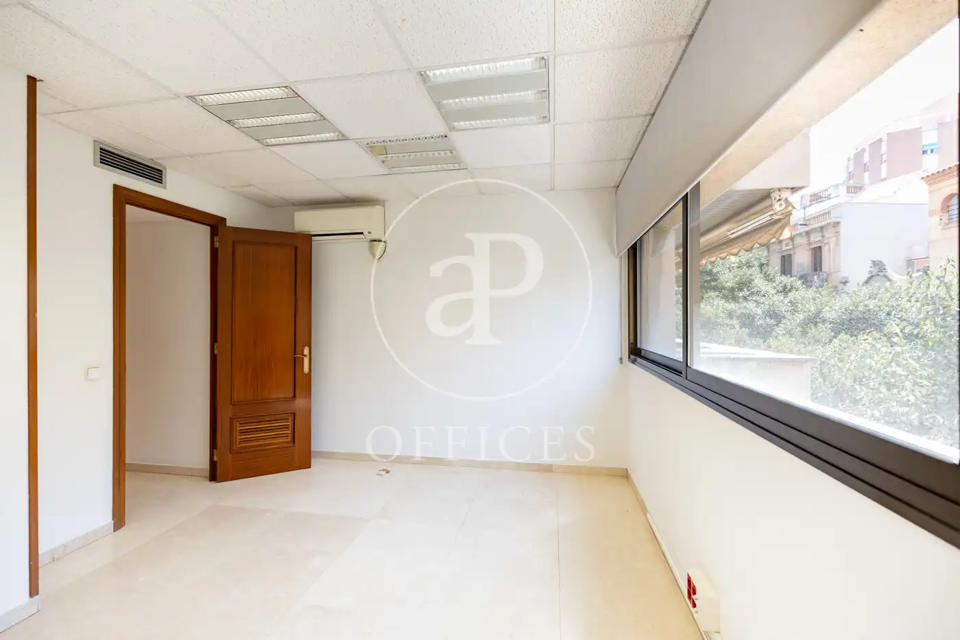 Oficina de alquiler en L'Hospitalet de Llobregat