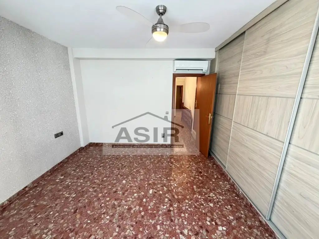 Casa o chalet en venta en Alzira con Aire acondicionado