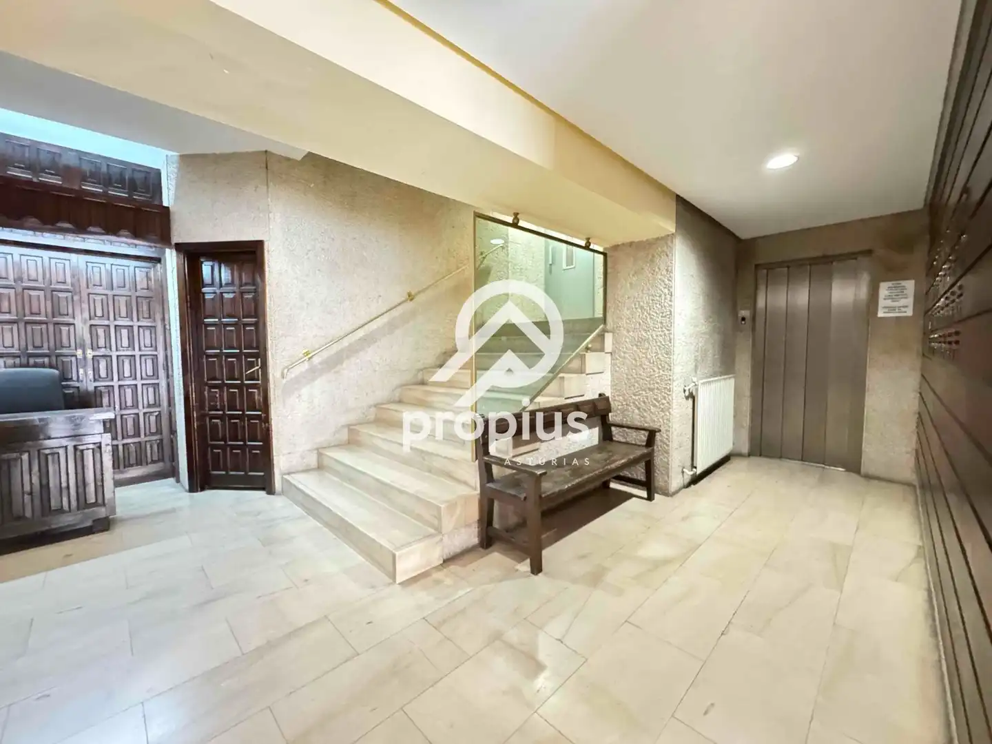 Piso en venta en Pedro Antonio Menendez, Parque San Francisco - Uría