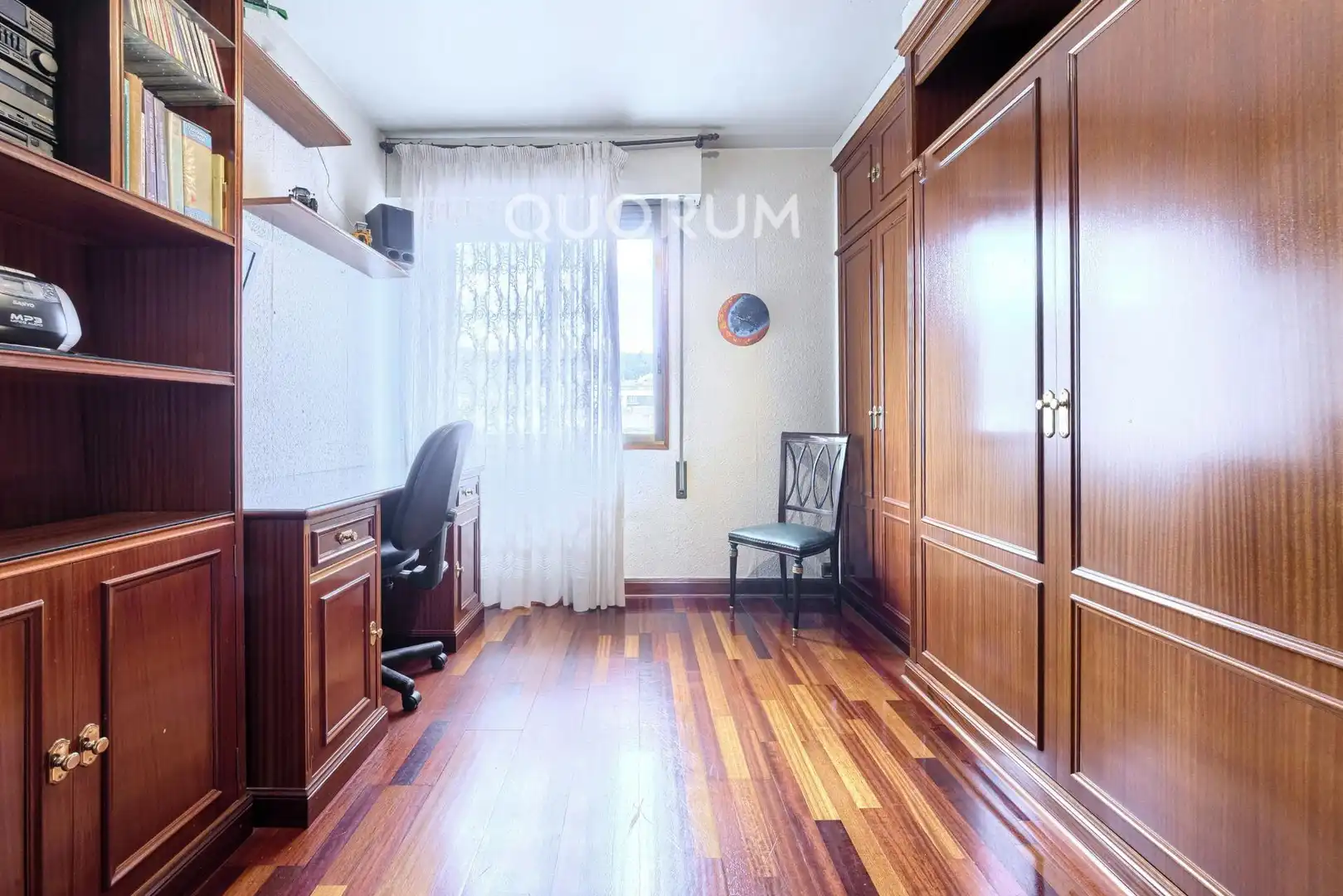 Schlafzimmer von Wohnung zum Verkauf in Basauri  mit Heizung, Möbliert und Balkon