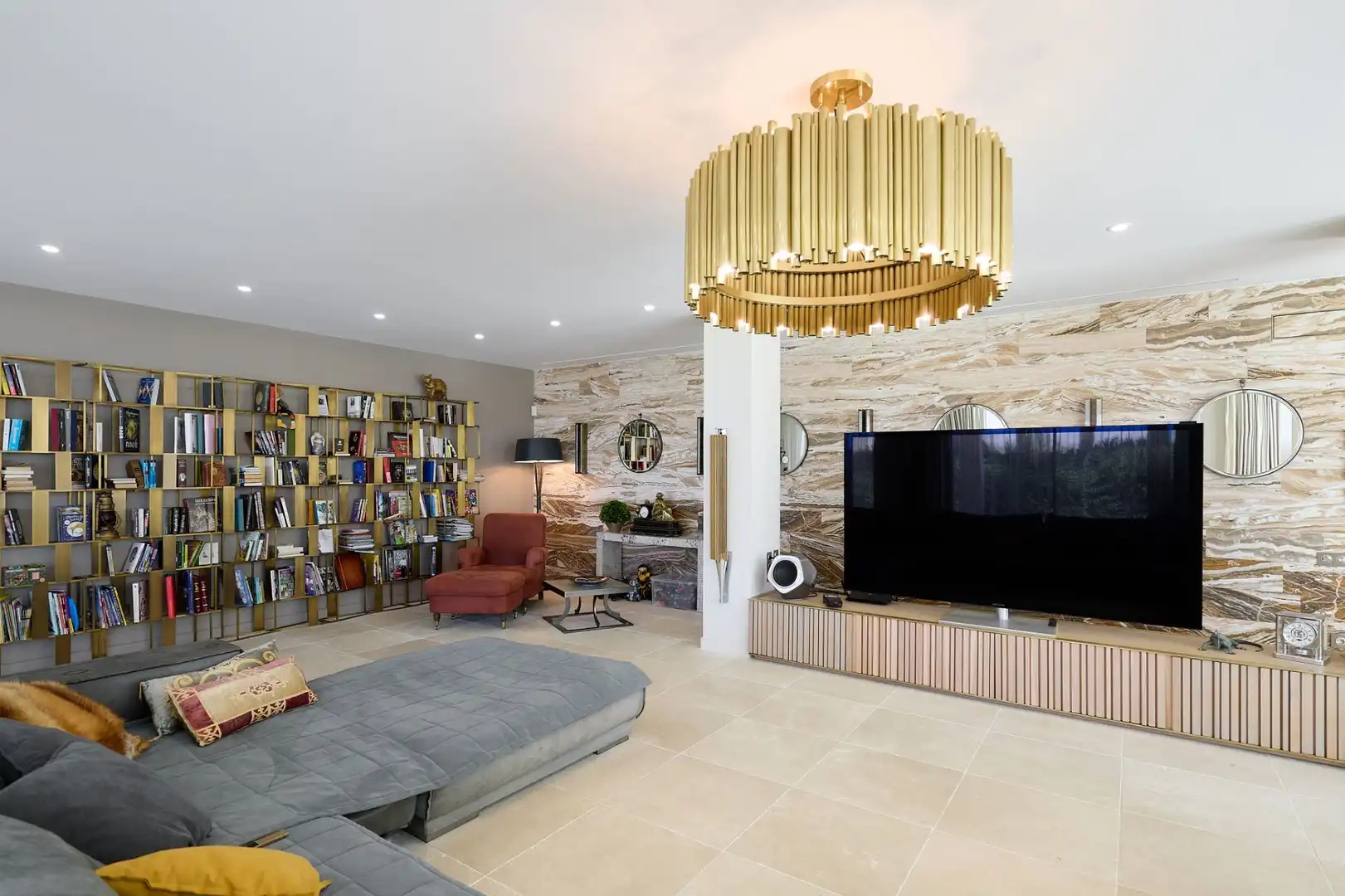 Sala d'estar de Casa o xalet en venda en Alicante / Alacant amb Aire condicionat, Calefacció i Jardí privat